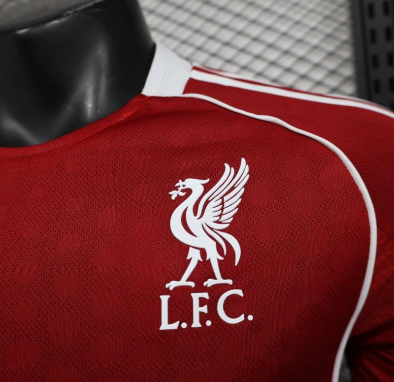 Liverpool Player Jersey Home 2025/26